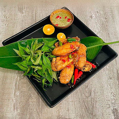 Cánh Gà Khúc Giữa Sốt Me Cay