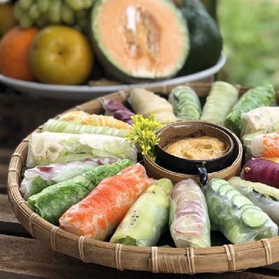 Cuốn Gà Hoa Quả Trứng Muối Cuốn Gà Hoa Quả Trứng Muối