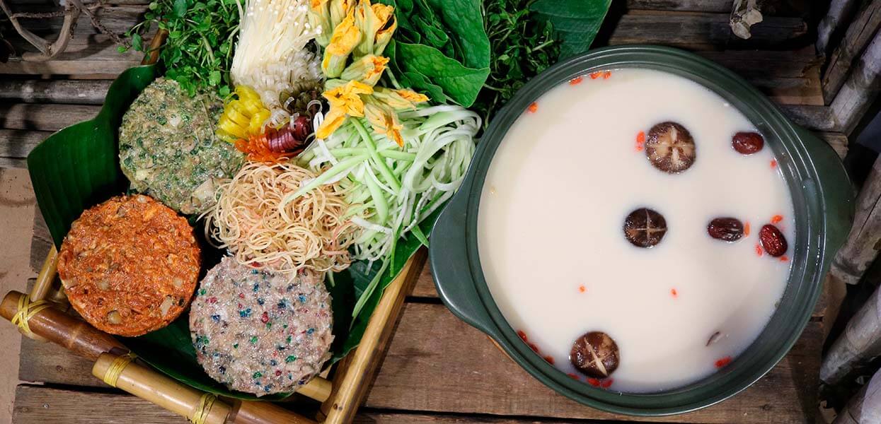 Lẩu Ốc Tomyum Hoa Hồng			