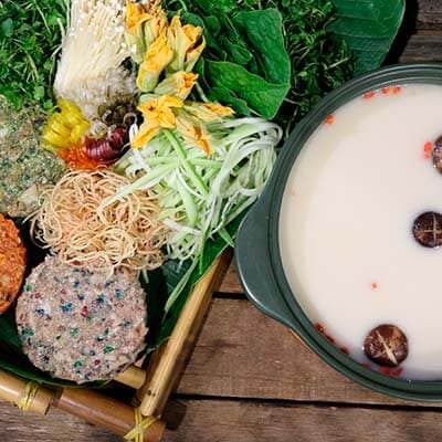 Lẩu Ốc Tomyum Hoa Hồng			 Lẩu Ốc Tomyum Hoa Hồng