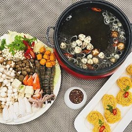 Mushroom Hotpot with Chia Seeds Mushroom Hotpot with Chia Seeds