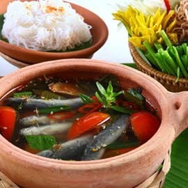 Sour Creeper Leaf with Elongtus Fish Hotpot Sour Creeper Leaf with Elongtus Fish Hotpot