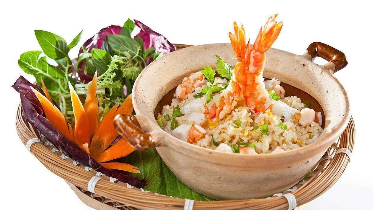 Stir-fried Rice with Seafood