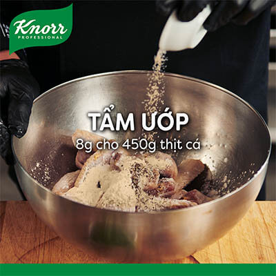 Knorr Bột Nêm Tỏi Thịt Gà 800g - Với Bột Nêm Tỏi Thịt Gà Knorr, món ăn sẽ đậm đà vị thịt gà và hương thơm hấp dẫn của tỏi tươi, giúp món ăn luôn thơm ngon.