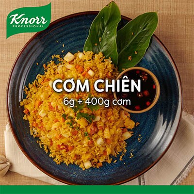 Knorr Bột Nêm Tỏi Thịt Gà 800g - Với Bột Nêm Tỏi Thịt Gà Knorr, món ăn sẽ đậm đà vị thịt gà và hương thơm hấp dẫn của tỏi tươi, giúp món ăn luôn thơm ngon.