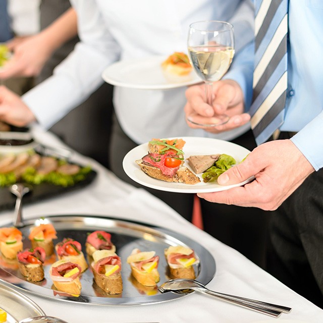7 Essential Tips for Conference Caterers
