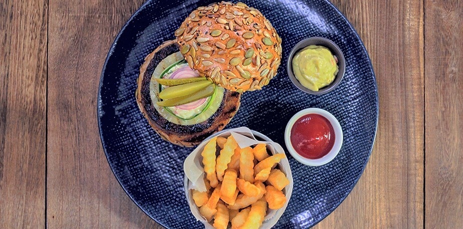 Beef Burger with Guacamole Sauce