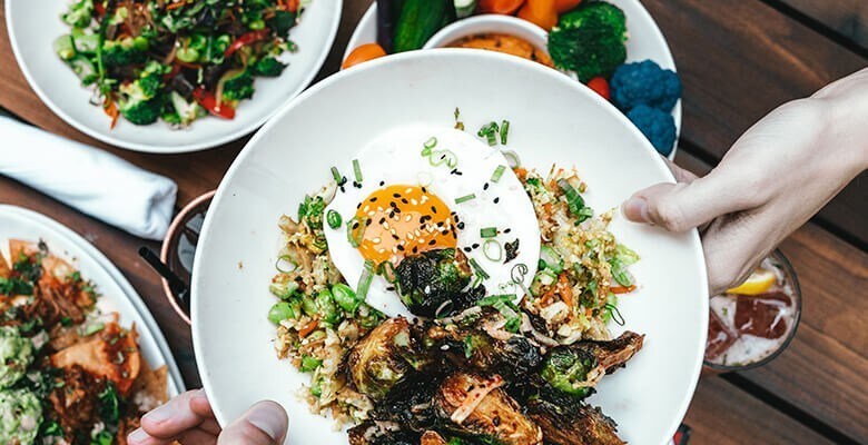 Thiết kế thực đơn, món ăn cho nhà hàng nhằm thu hút và phù hợp với thị hiếu thay đổi của khách hàng