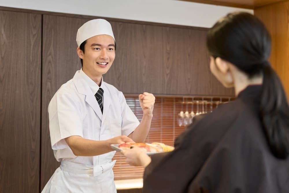 Một trong những cách quản lý nhân viên trong nhà hàng hiện đại là ứng dụng công nghệ để tiết kiệm thời gian, tối ưu chi phí và nâng cao năng suất