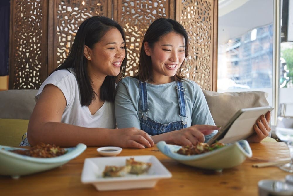 Một trong những điều cần biết khi mở quán ăn là hãy linh hoạt điều chỉnh giá bán