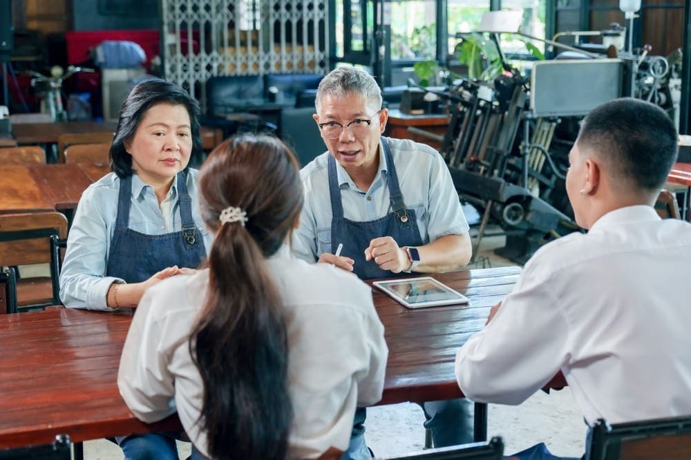 QUY TRÌNH VẬN HÀNH NHÀ HÀNG CHUYÊN NGHIỆP TỪ A ĐẾN Z