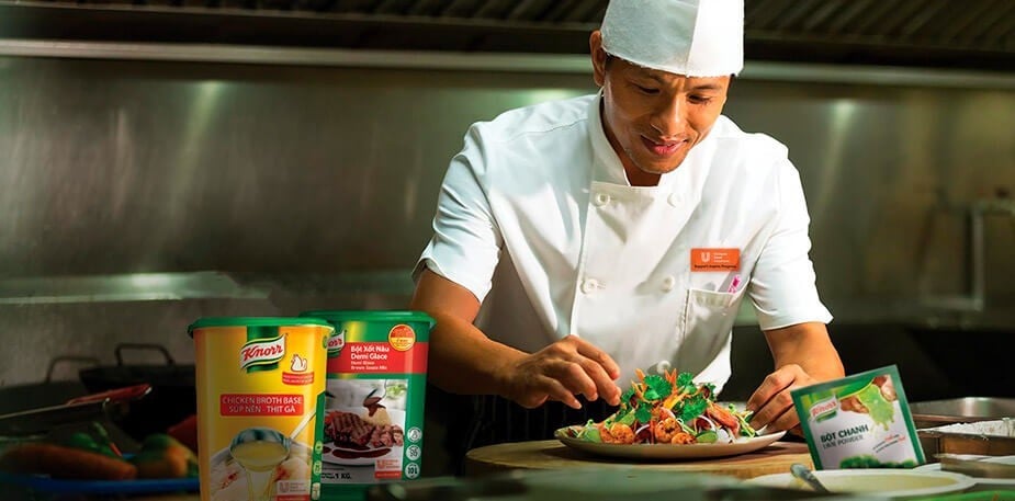 Giải Quyết Áp Lực Vận Hành Bếp Trong Mùa Cao Điểm Cùng UFS