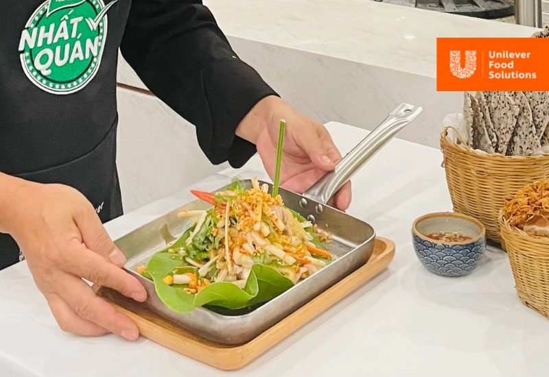 Gỏi ngó sen thịt gà Gỏi ngó sen thịt gà