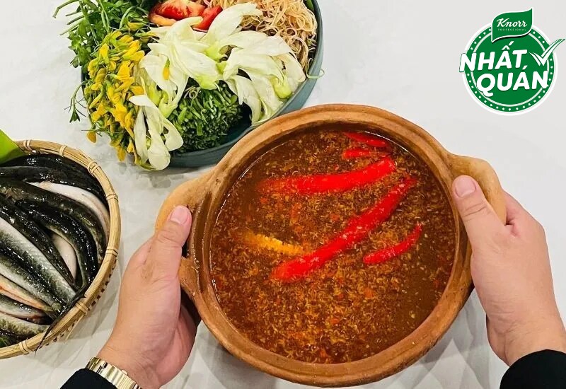 Trình bày lẩu cá kèo chua cay thơm ngon Trình bày lẩu cá kèo chua cay thơm ngon