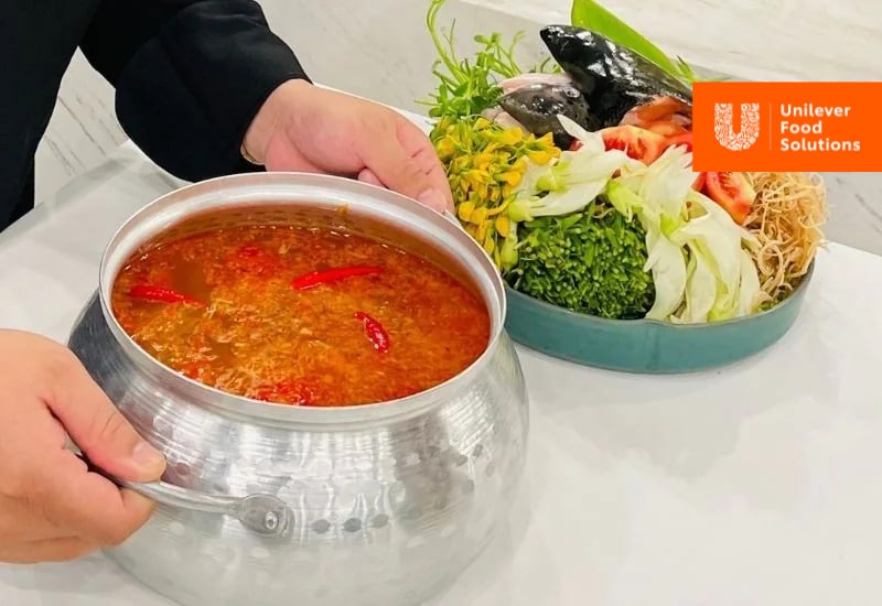 Cách nấu lẩu đầu cá hồi chua cay Cách nấu lẩu đầu cá hồi chua cay