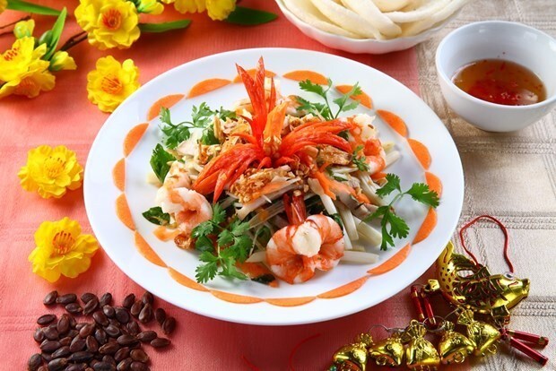 Cách trang trí gỏi ngó sen bằng ớt Cách trang trí gỏi ngó sen bằng ớt