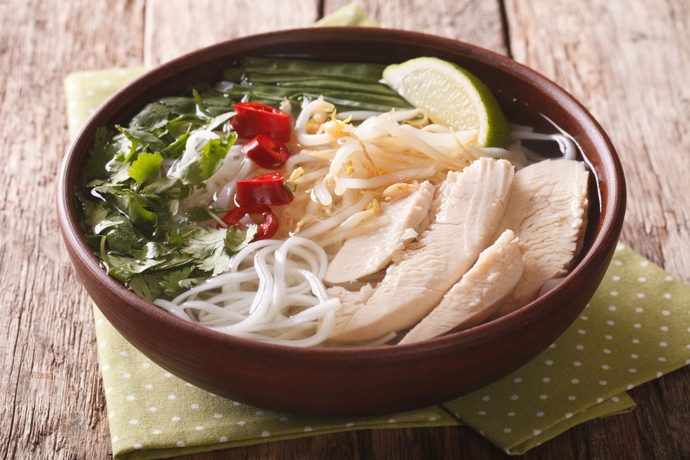 Các bước nấu món phở gà chuyên nghiệp Các bước nấu món phở gà chuyên nghiệp