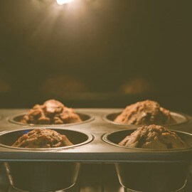 7. Khay nướng bánh