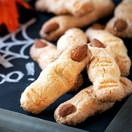 Bánh Sandwiches hình ngón tay tử thi